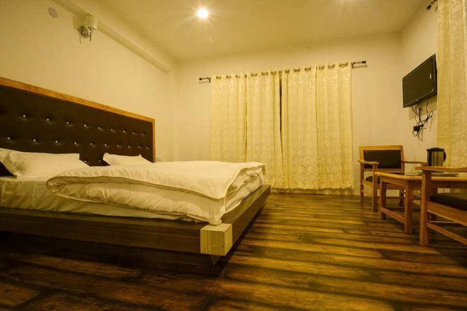 Hotel Om Ladakh 레 외부 사진