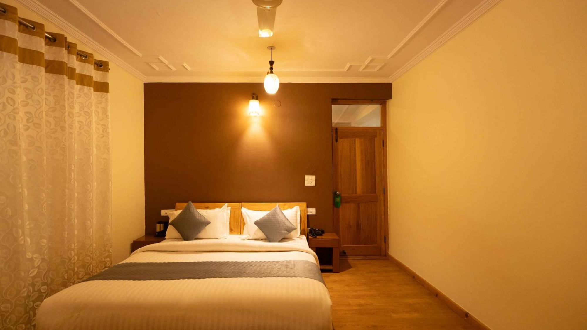 Hotel Om Ladakh 레 외부 사진