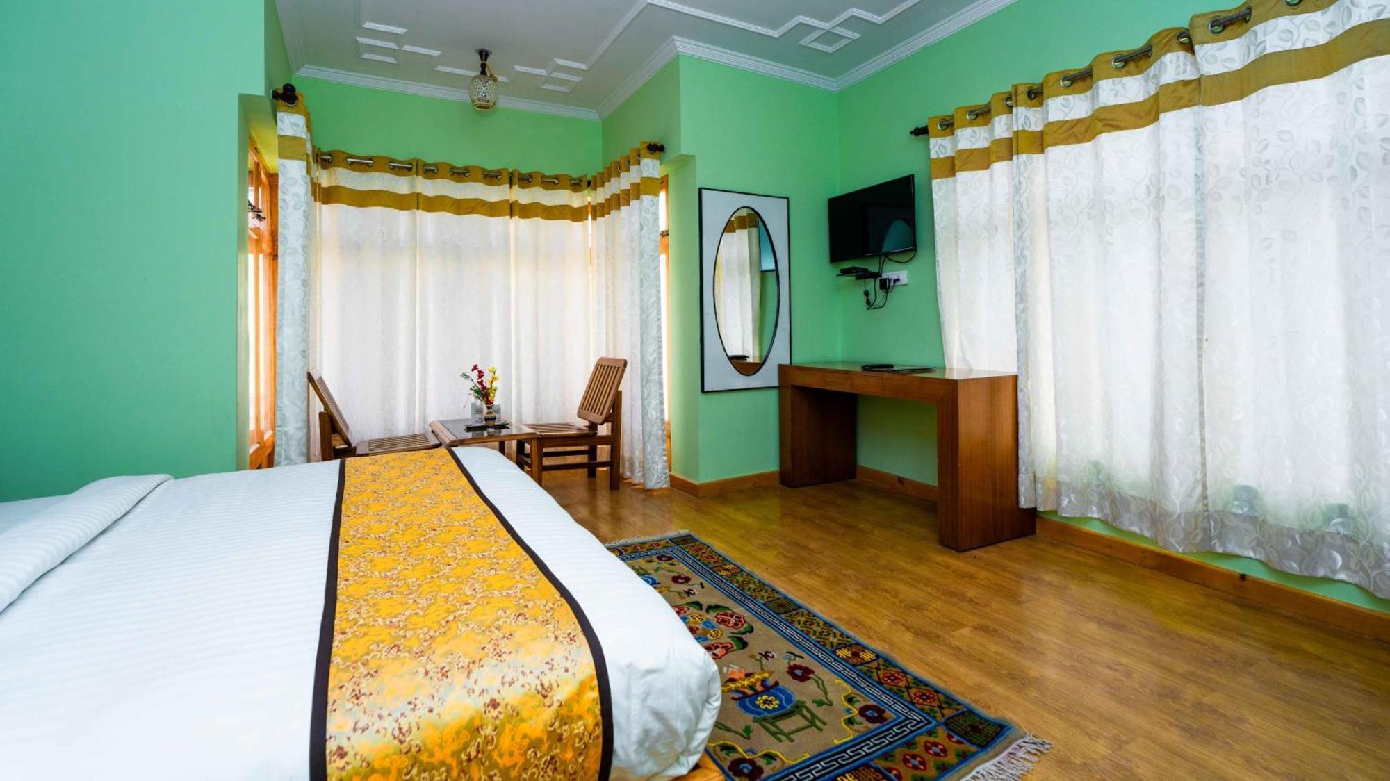 Hotel Om Ladakh 레 외부 사진