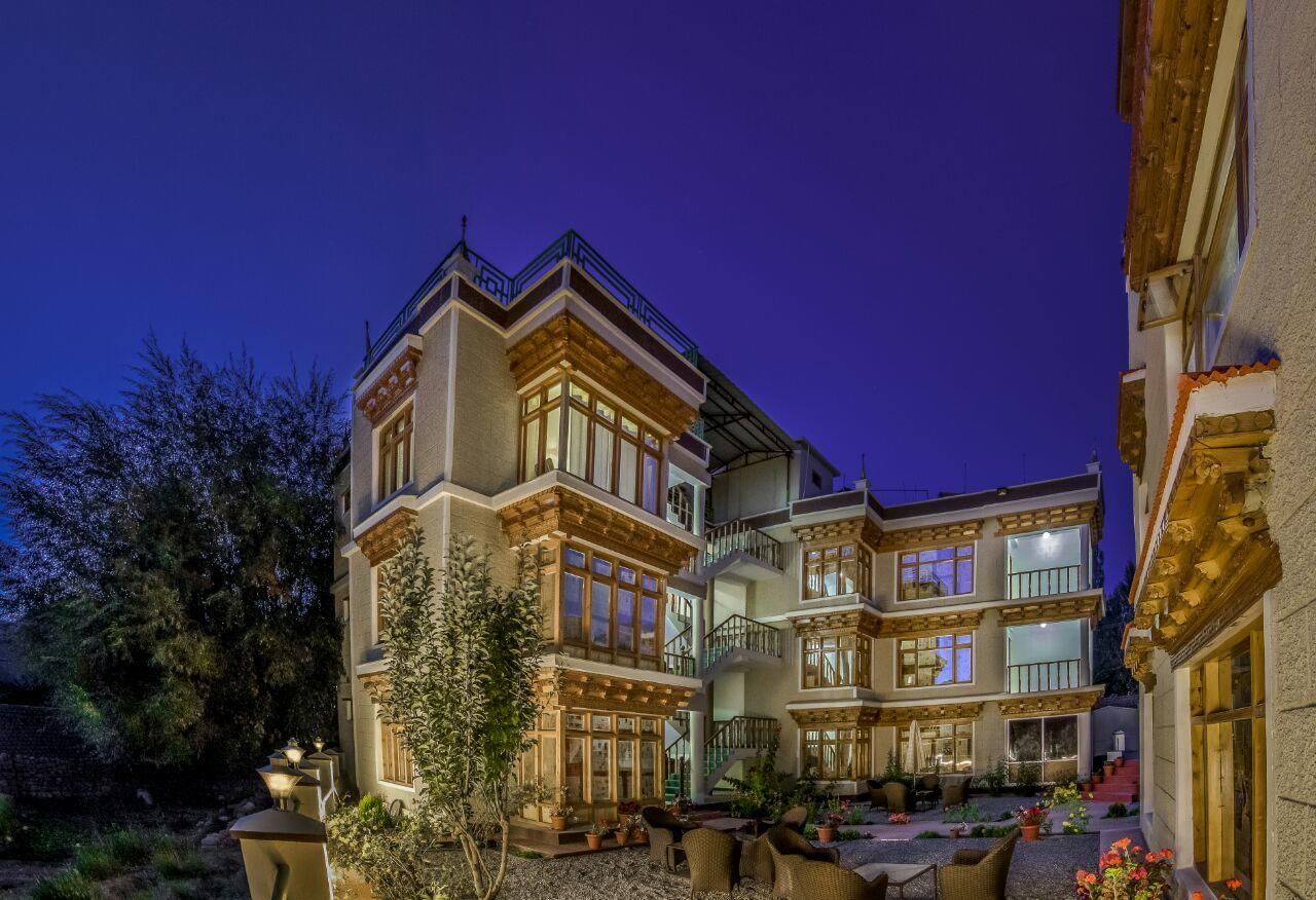 Hotel Om Ladakh 레 외부 사진
