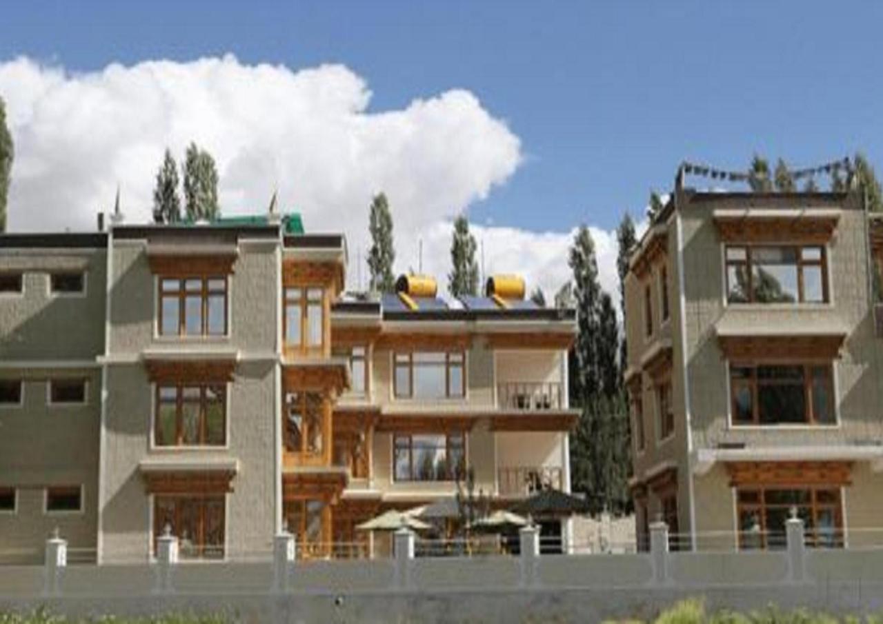Hotel Om Ladakh 레 외부 사진