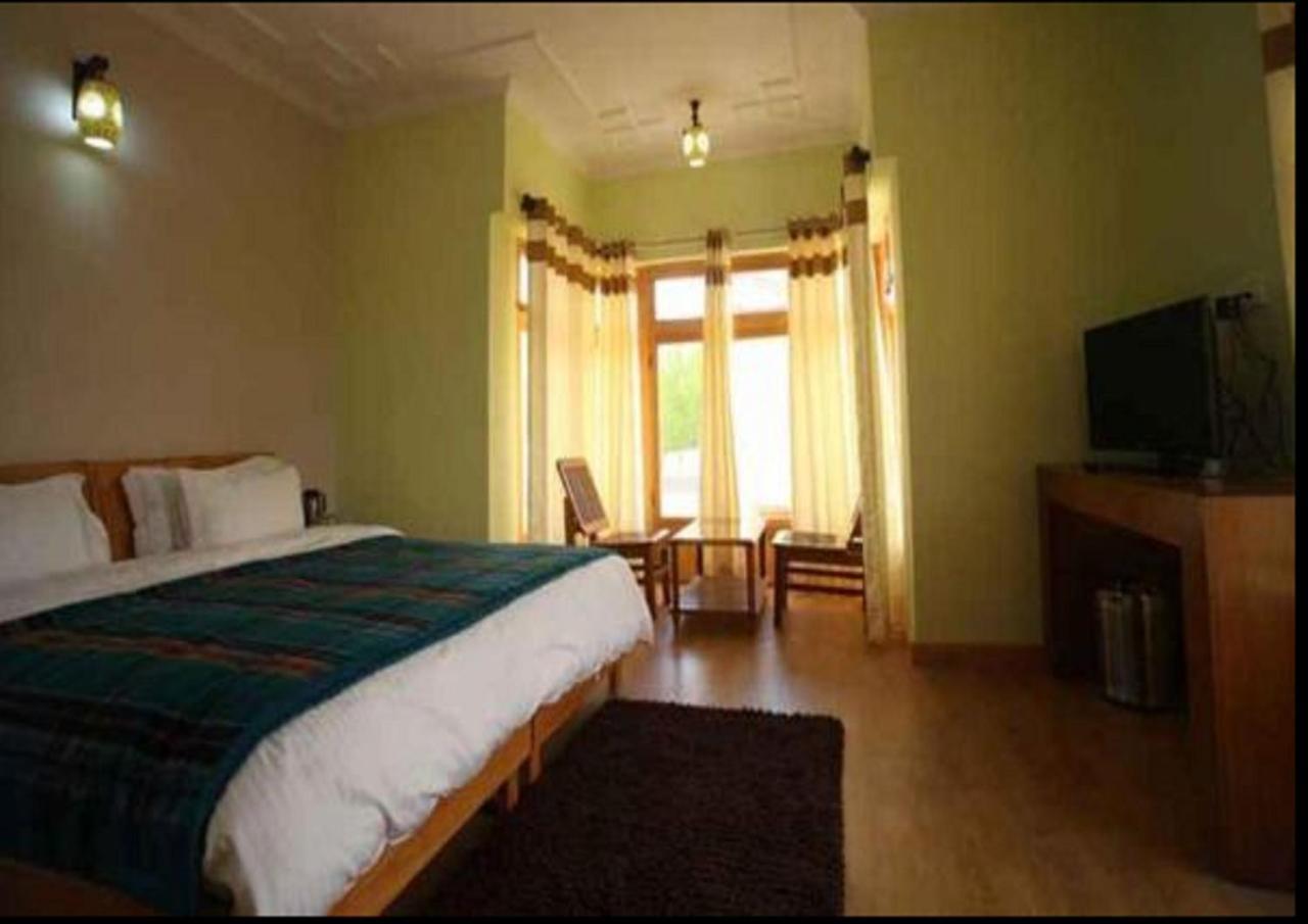Hotel Om Ladakh 레 외부 사진